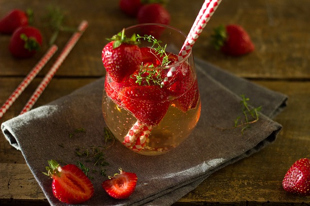 3 famózne drinky s ktorými oslníte priateľov na garden párty